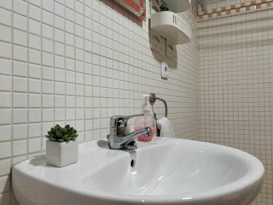 Loft Old City Couples Getaway Alicante Exterior photo