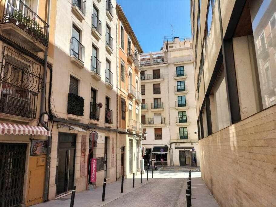 Loft Old City Couples Getaway Alicante Exterior photo