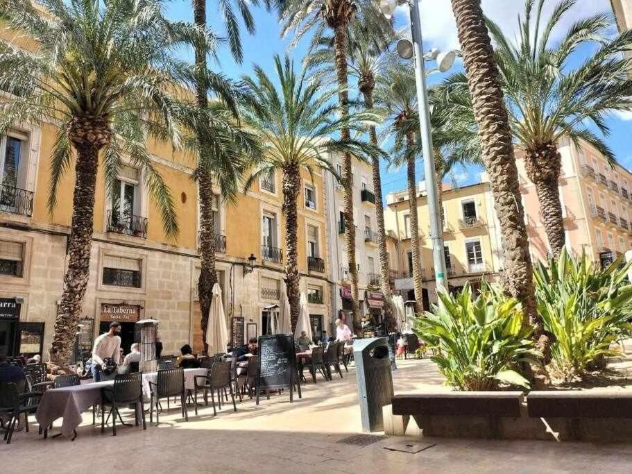 Loft Old City Couples Getaway Alicante Exterior photo